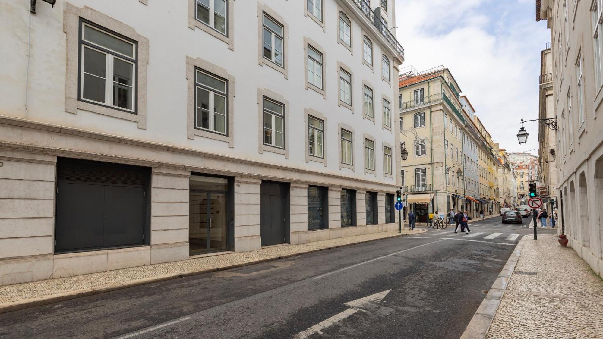 Downtown Sleek Apartment By Lovelystay Lisbon Bagian luar foto