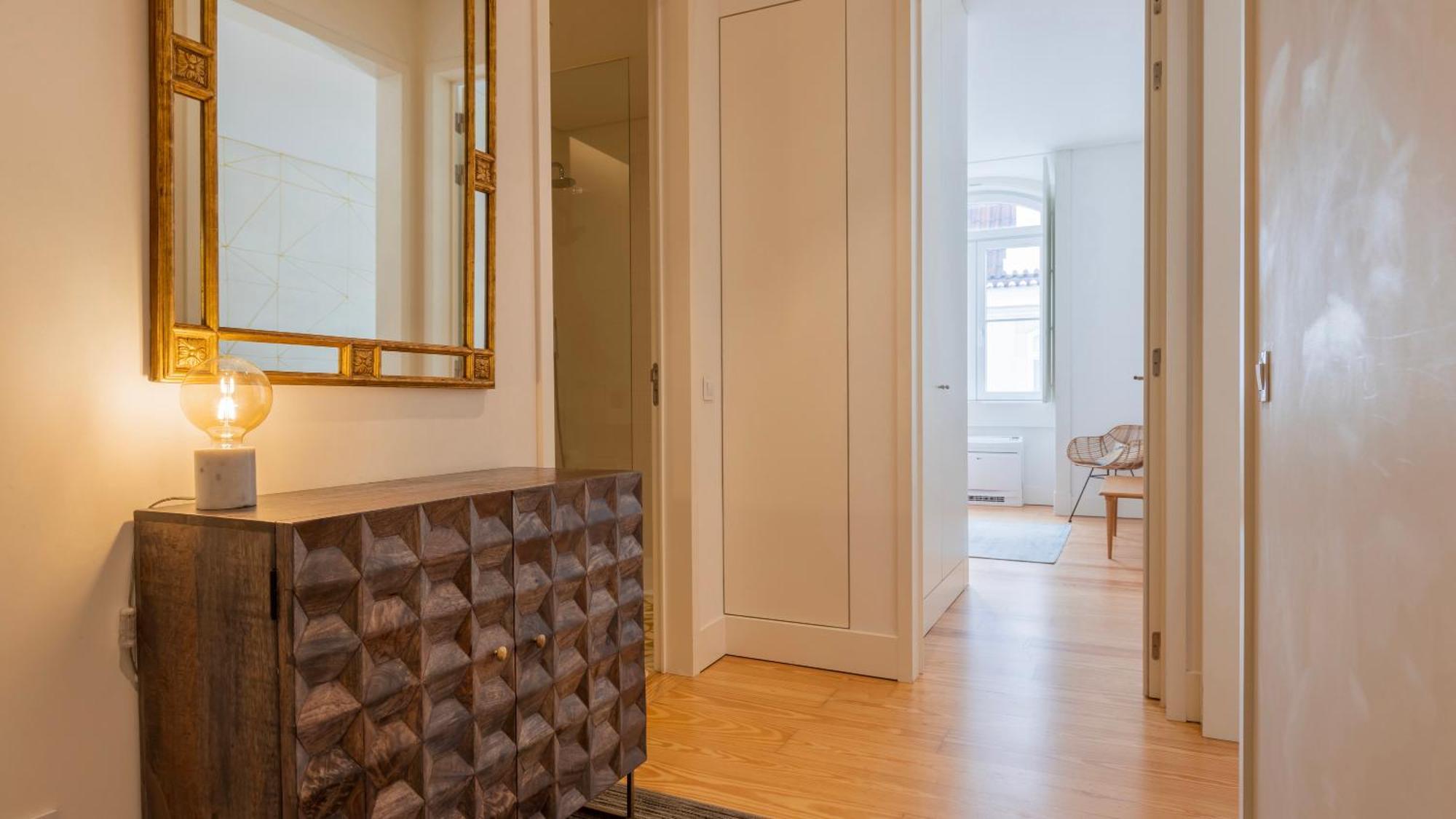 Downtown Sleek Apartment By Lovelystay Lisbon Bagian luar foto