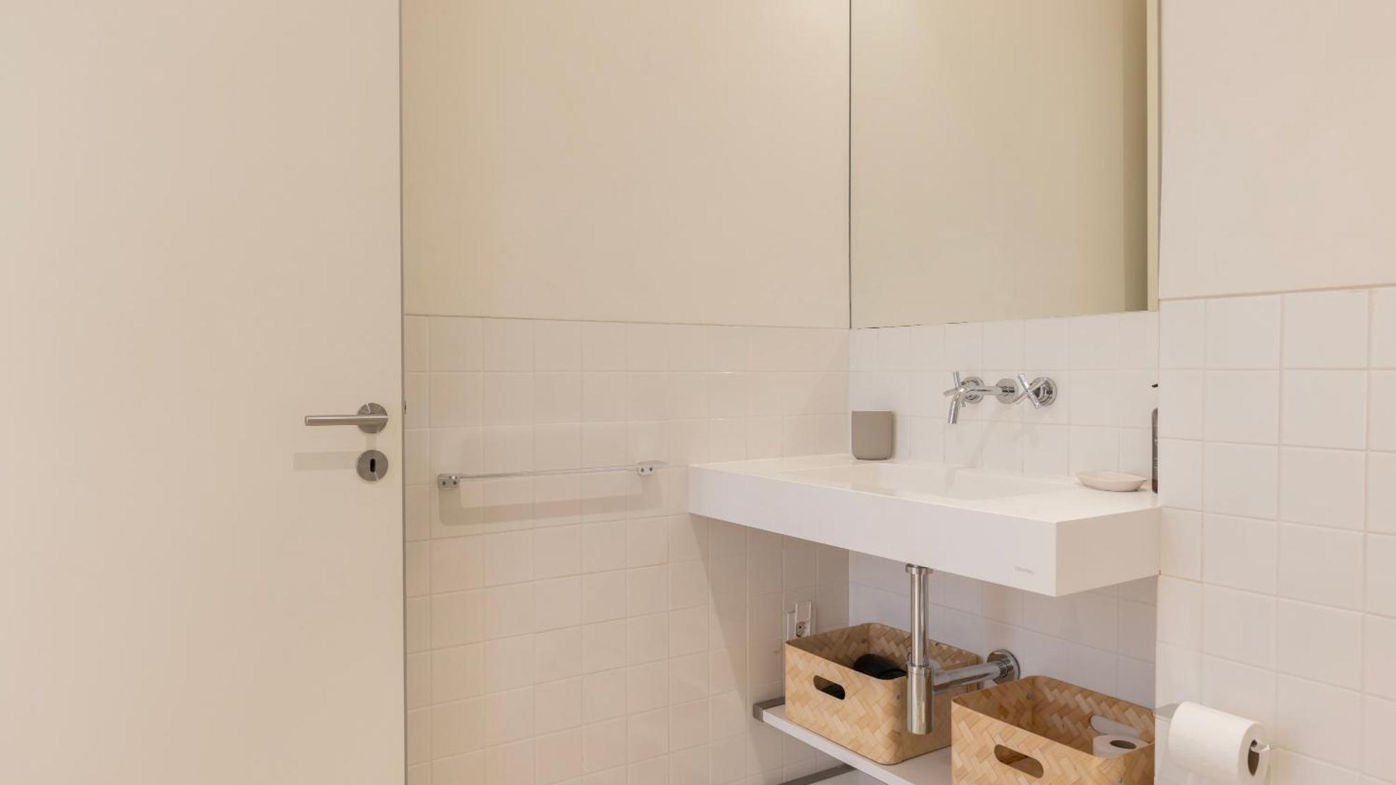 Downtown Sleek Apartment By Lovelystay Lisbon Bagian luar foto